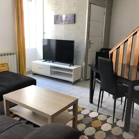Appartement 5 *