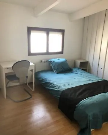 5 Nîmes